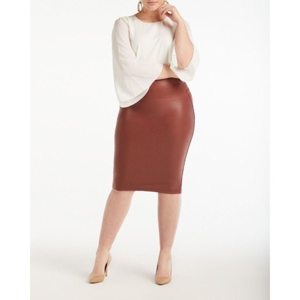 Spanx faux Leather Pencil Skirt in Brick